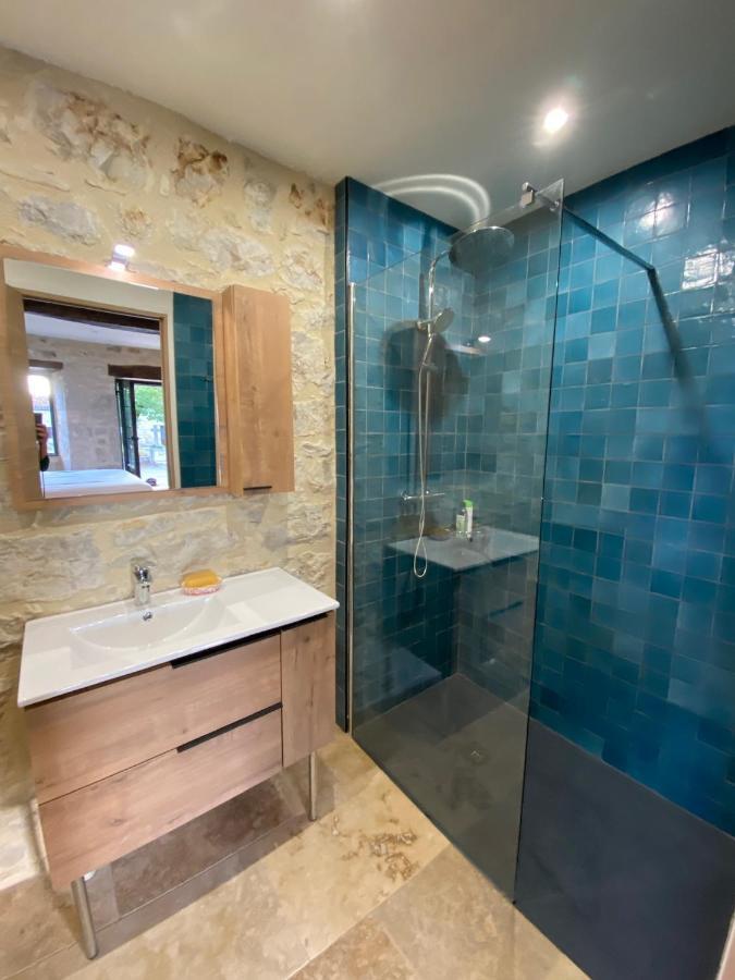 Maison De Village, Charme Et Confort Mauroux  Экстерьер фото
