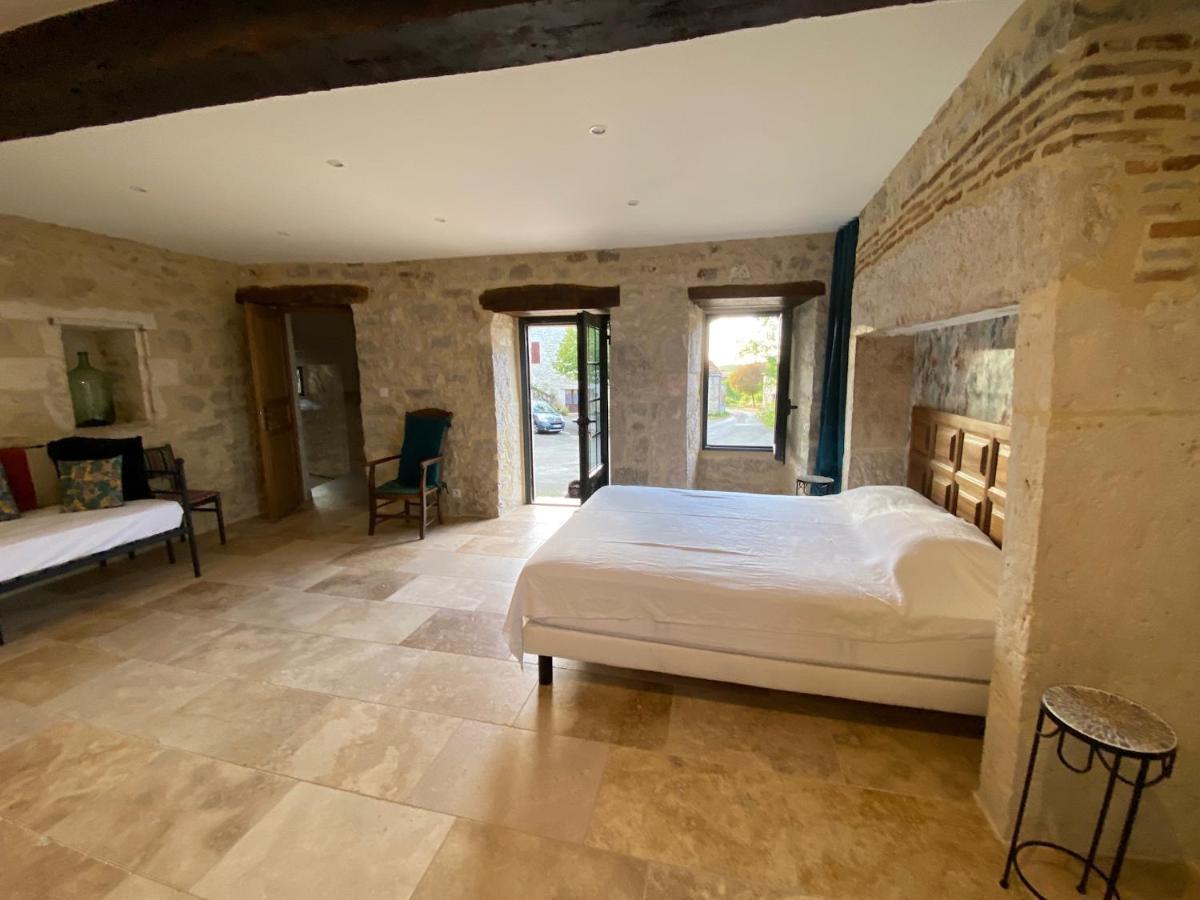 Maison De Village, Charme Et Confort Mauroux  Экстерьер фото